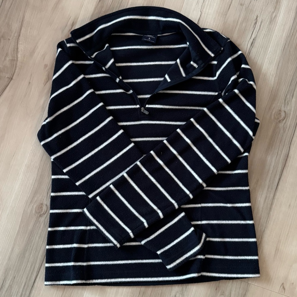 Lands' End Navy and Cream Sweater
